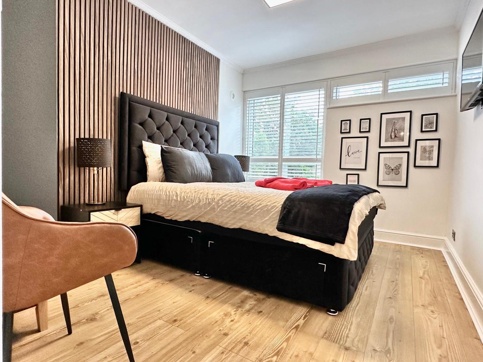 Newly Refurbished 3 Bed Flat Free Parking Londra