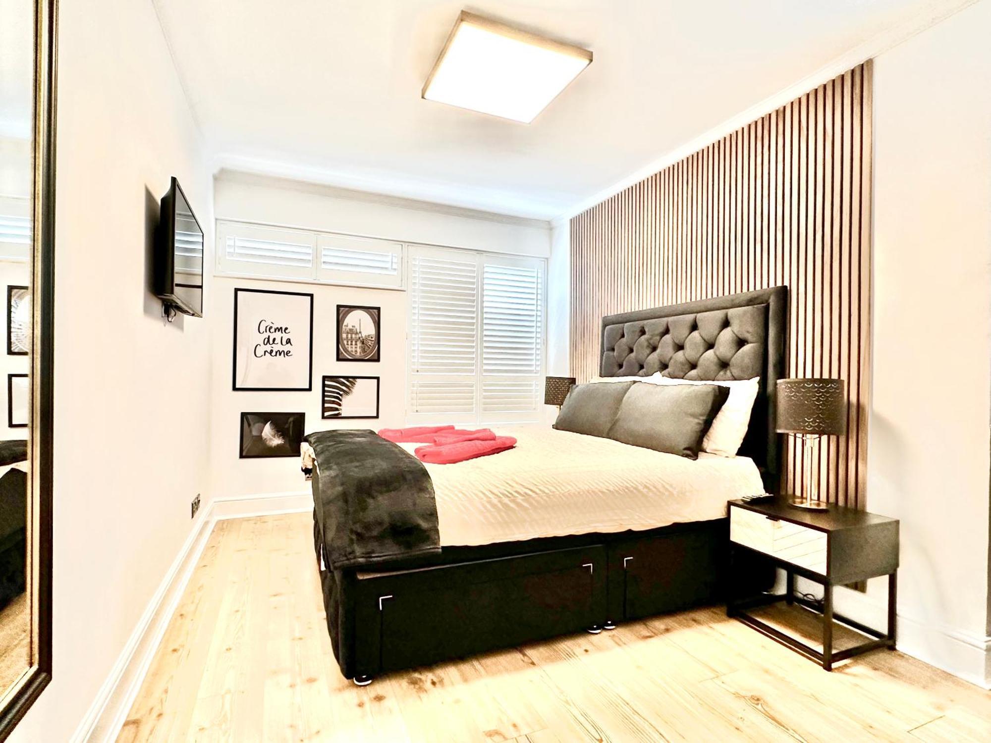 Newly Refurbished 3 Bed Flat Free Parking Appartamento Londra