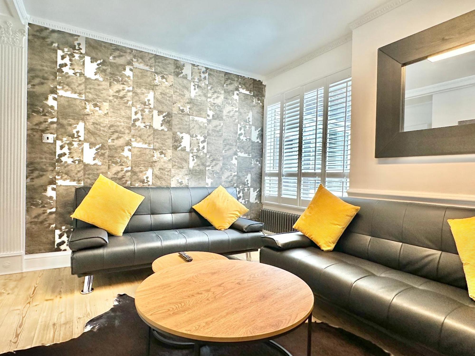 Appartamento Newly Refurbished 3 Bed Flat Free Parking